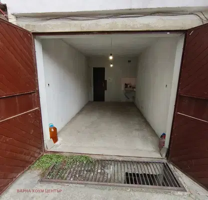 Photo 3 — Garage in Varna, Troshevo