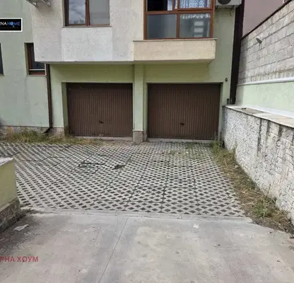 Снимка 2 — Гараж във Варна, Възраждане 1