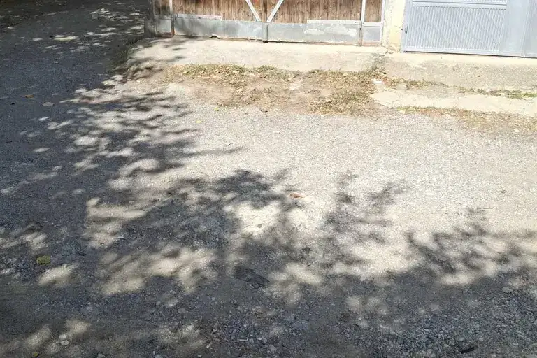 Garage in Veliko Tyrnovo, Centyr