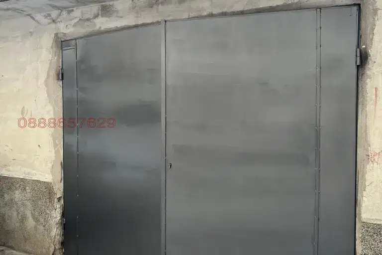 Garage in Veliko Tyrnovo, Centyr
