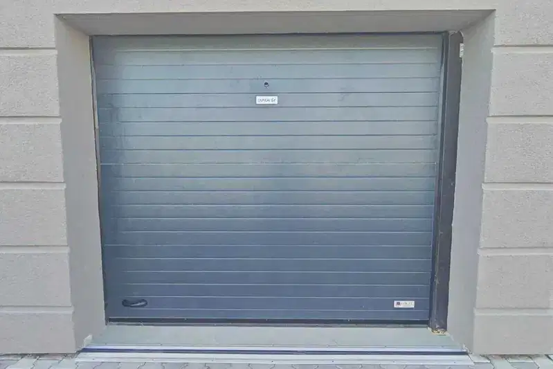 Garage in Veliko Tyrnovo, Kartala