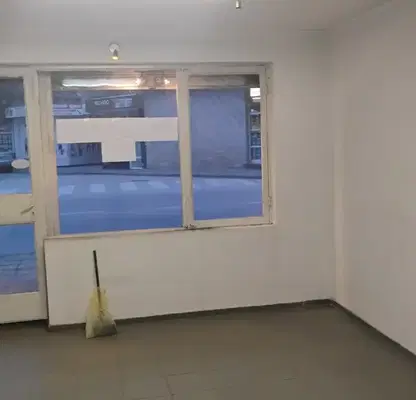 Photo 2 — Shop in Plovdiv, Vystanicheski
