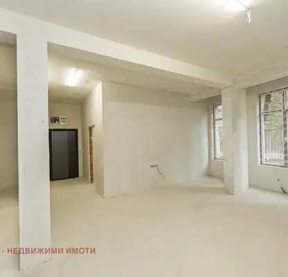 Снимка 2 — Магазин в София, Дианабад