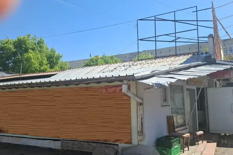 Магазин в София, Дружба 2