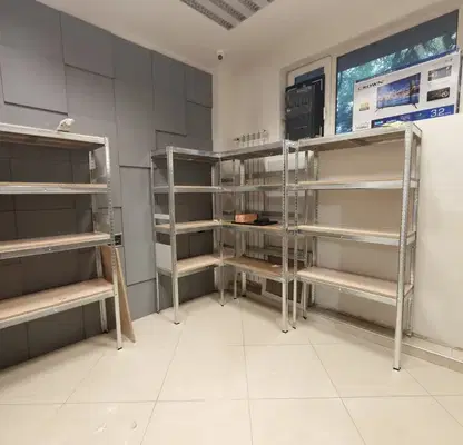 Photo 5 — Shop in Sofia, Ivan Vazov