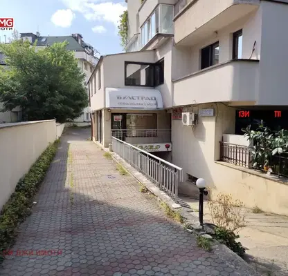 Photo 2 — Shop in Sofia, Lozenec