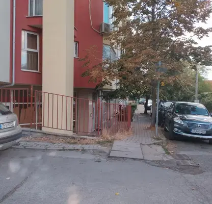 Снимка 2 — Магазин в София, Павлово