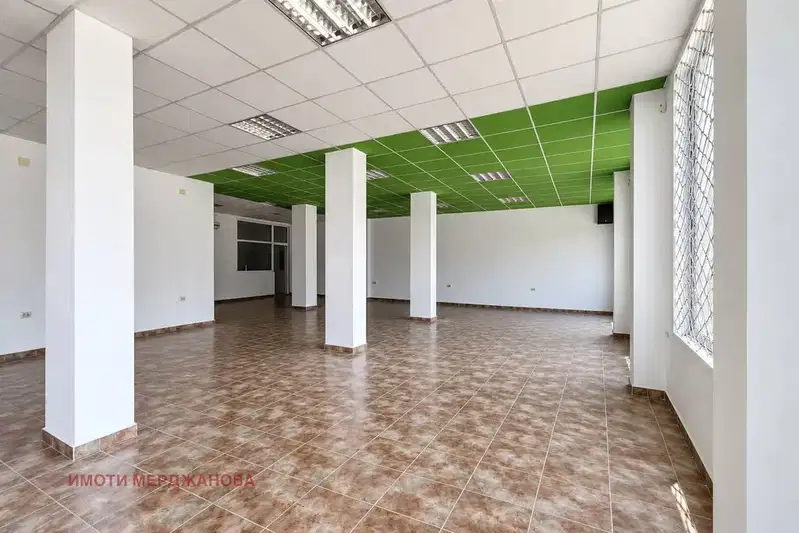 Shop in Stara Zagora, Samara 1