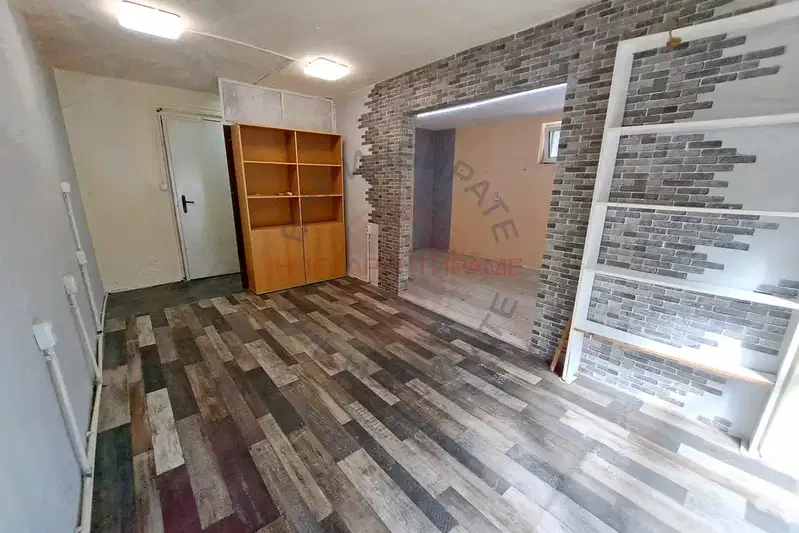 Shop in Varna, Kolhozen Pazar