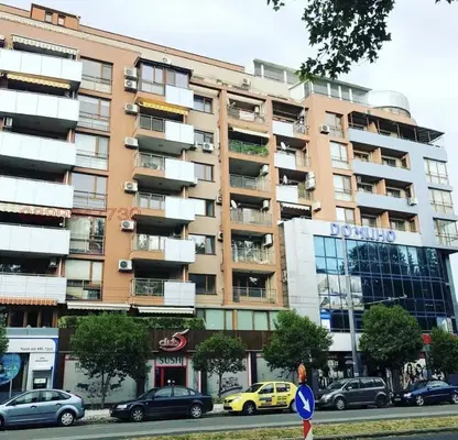Снимка 2 — Заведение в Бургас, Център