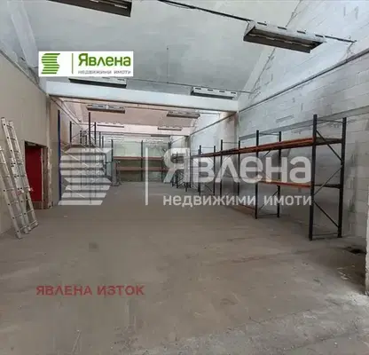 Снимка 2 — Склад в с. Казичене