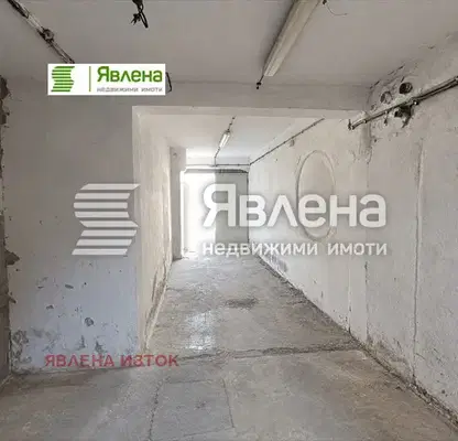 Снимка 2 — Склад в с. Казичене
