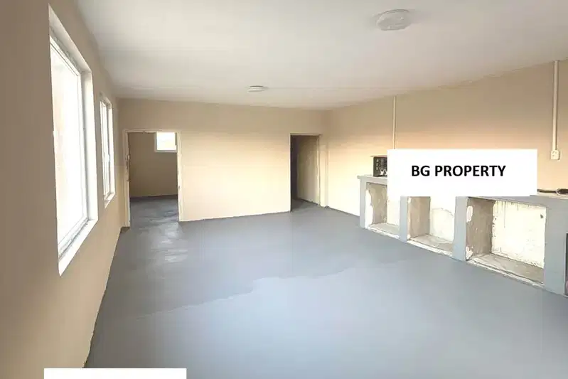 Warehouse in Kazichene