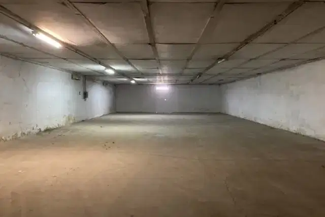 Warehouse in Sofia, Npz Iskyr