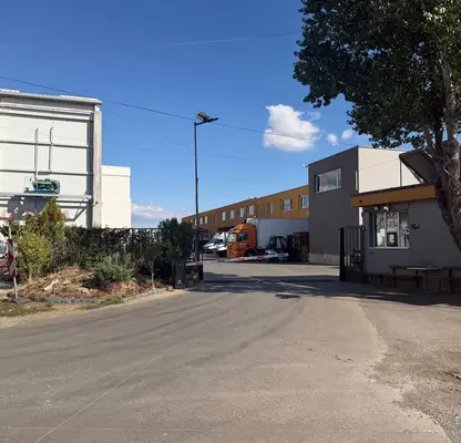Photo 2 — Warehouse in Sofia, Vrajdebna