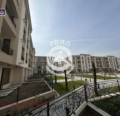 Снимка 2 — Тристаен апартамент в Пловдив, Кършияка