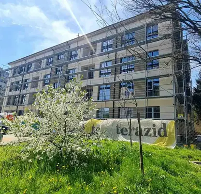 Снимка 4 — Двустаен апартамент в Русе, Цветница