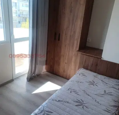 Photo 5 — Two-room apartment in Shumen, Everest with basement