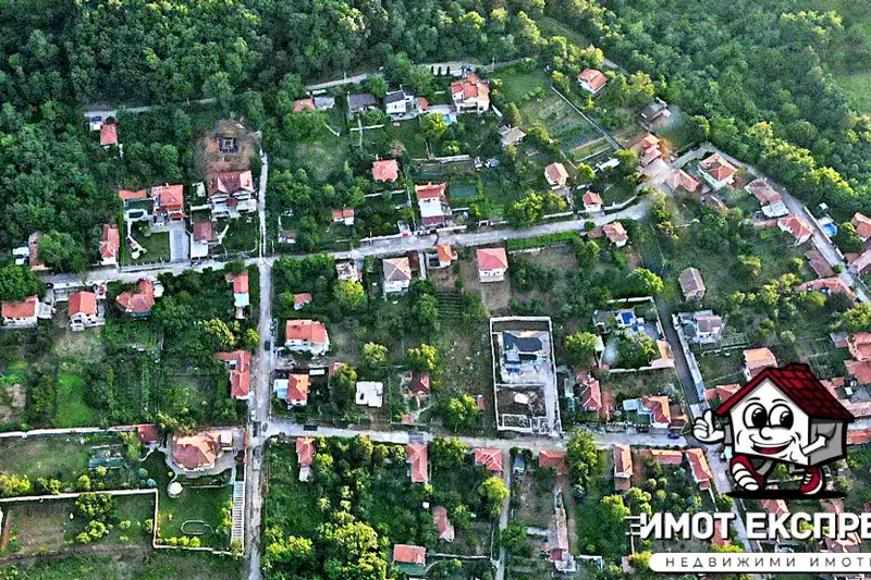 Парцел в Пловдив, с. Червен