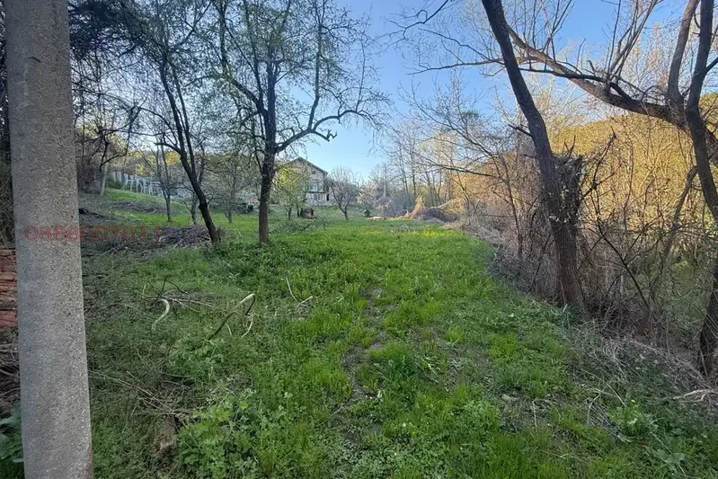 Парцел в Перник, с. Люлин