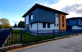 Къща в София, Костинброд