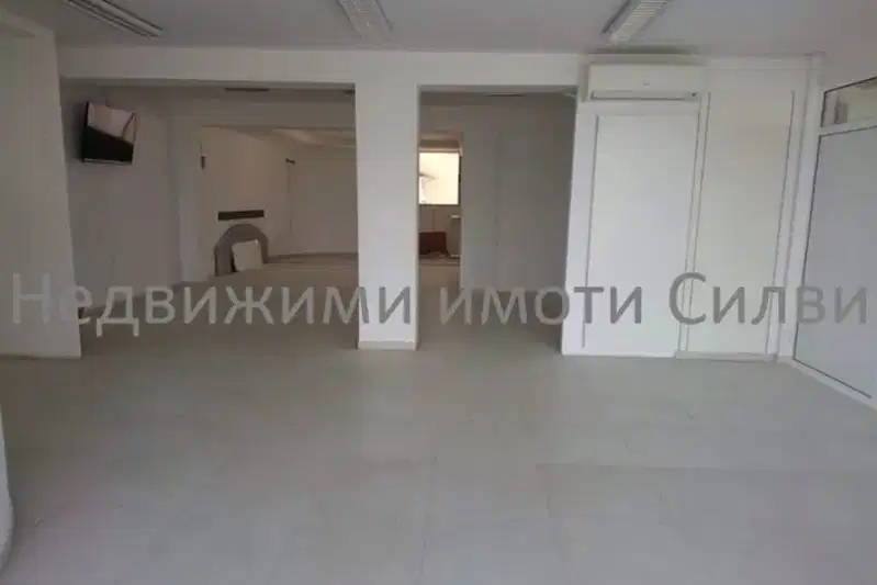 Офис в Шумен, Център