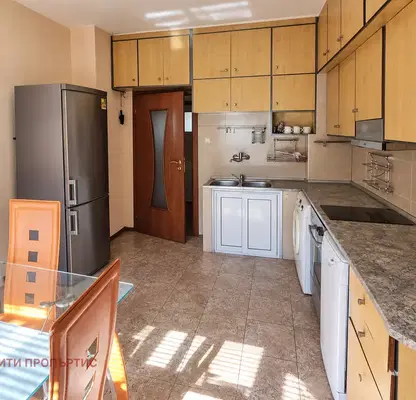 Photo 3 — 3-bedroom apartment in Blagoevgrad, Idealen Centyr
