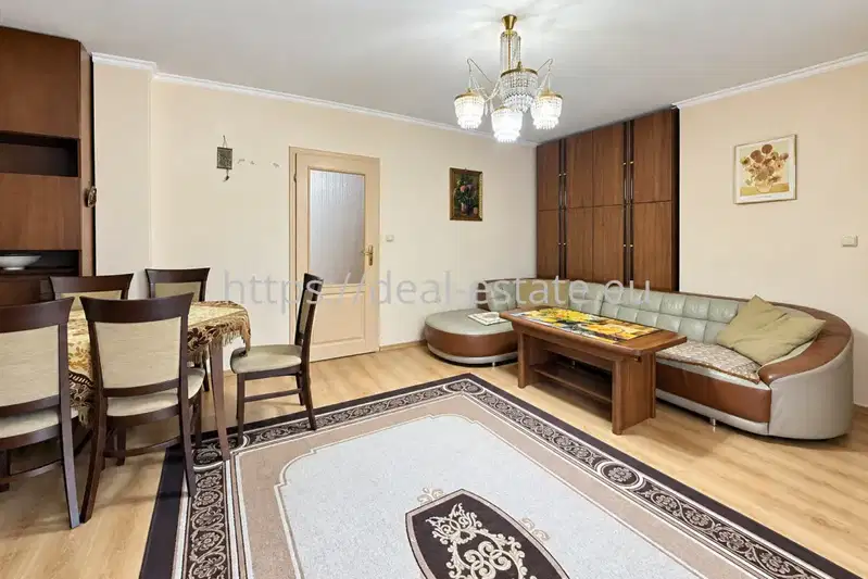 3-bedroom apartment in Blagoevgrad, Idealen Centyr