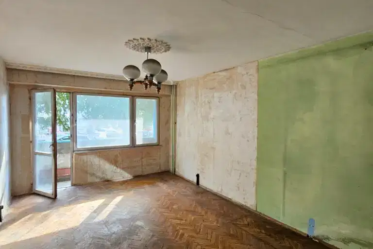 Тристаен апартамент в Бургас, Братя Миладинови