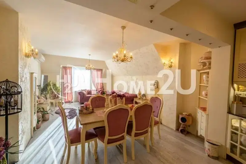 3-bedroom apartment in Burgas, Centyr