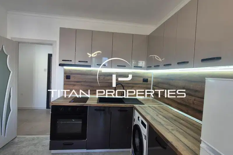 Three-room apartment with terrace in Izgrev, Burgas