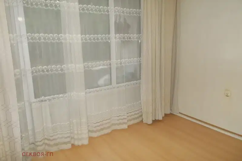 3-bedroom apartment in Dobrich, Drujba 3