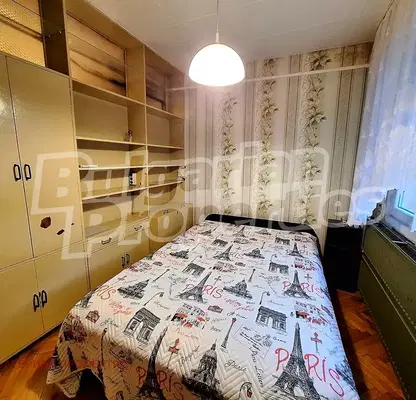Снимка 4 — Тристаен апартамент с гараж в кв. Пролет, Горна Оряховица