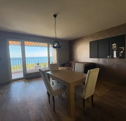 Photo 3 — Spacious 3-room apartment with sea view in Chaika resort, Varna