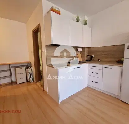 Photo 2 — One-room apartment in Sunny Beach with terrace and security