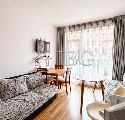 Photo 2 — Studio apartment in Sunny Beach, Sunny Day 6, with amenities