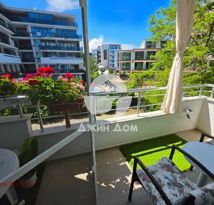 Photo 4 — Two-room apartment with terrace in Sunny Beach resort, Laguna 2