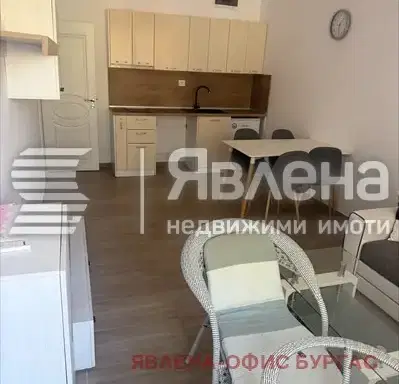 Снимка 3 — Двустаен апартамент в Бургас, к.к. Слънчев бряг