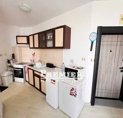 Photo 5 — Three-room apartment in Sunny Beach with terrace