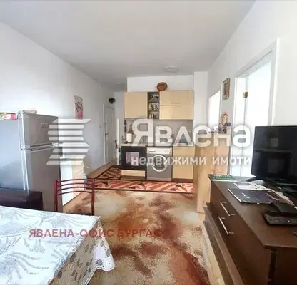 Снимка 3 — Тристаен апартамент в Бургас, к.к. Слънчев бряг