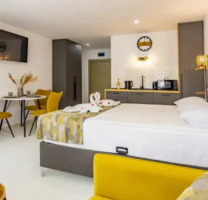 Photo 2 — One-room apartment in Sunny Beach with gated complex