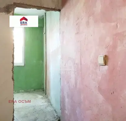 Снимка 4 — Гарсониера 40 кв.м. в Младост, Ловеч с асансьор