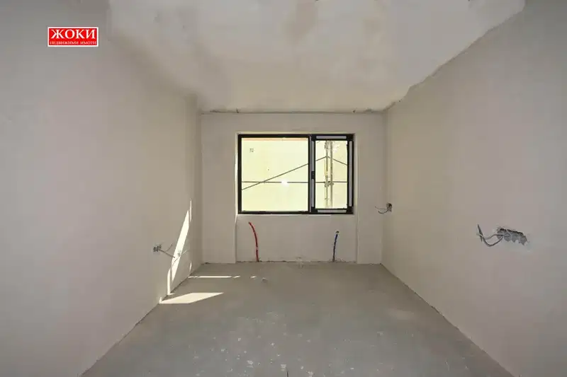 Two-room apartment in Pernik, Iztok district, brick construction