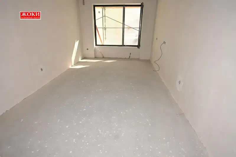 Two-room apartment in Pernik, Iztok district, brick construction