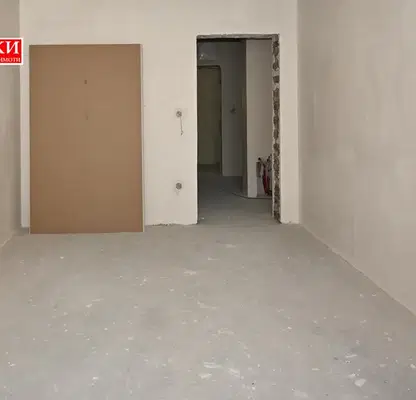 Photo 2 — Two-room apartment in Pernik, Iztok district, brick construction