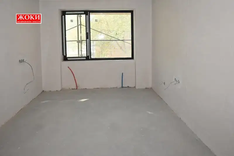 Two-room apartment in Pernik, Iztok district, brick construction