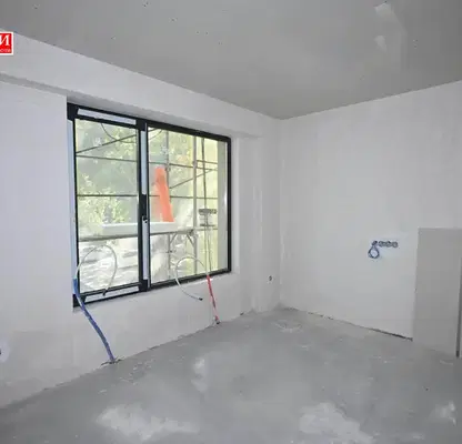 Photo 4 — 4-bedroom apartment in Pernik, Iztok