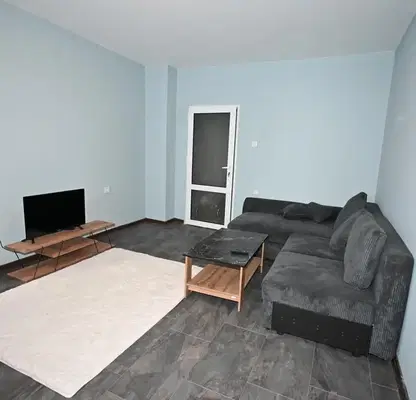 Снимка 2 — Тристаен апартамент 80 кв.м. в кв. Изток, Перник с три тераси