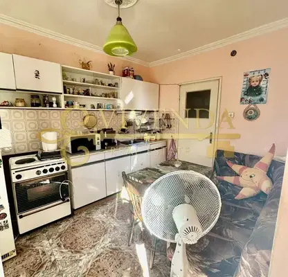 Photo 3 — Four-room apartment in Storgozia, Pleven with glazed terrace