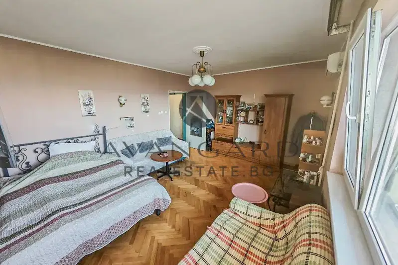 Spacious 4-room apartment in Center, Plovdiv with two terraces